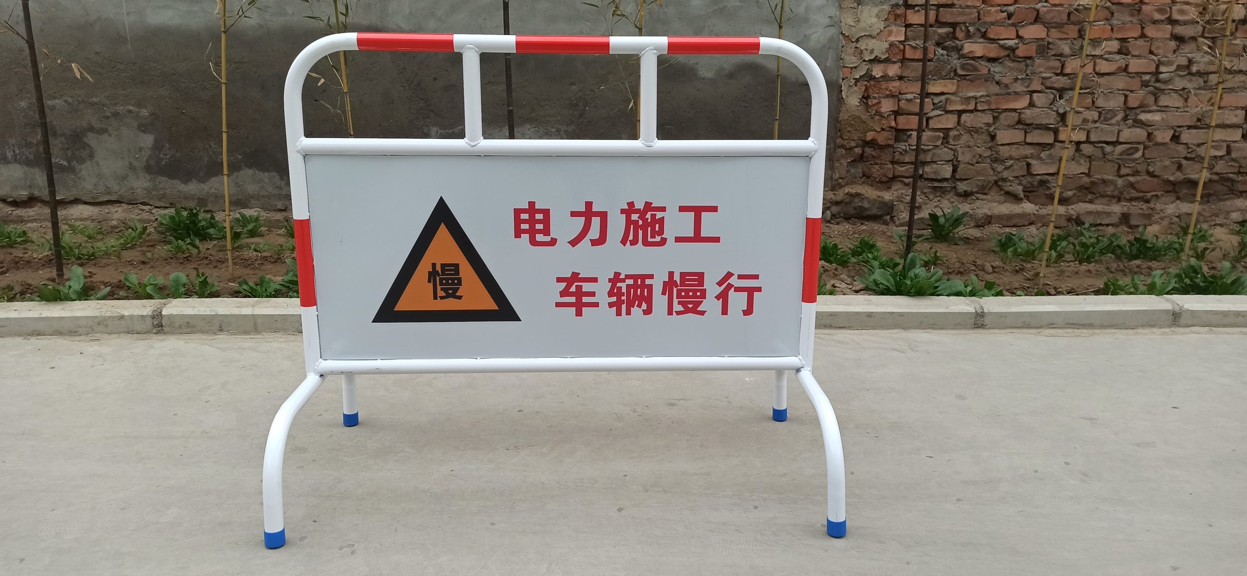 電力標(biāo)識牌：現(xiàn)代社會的隱形守護(hù)者